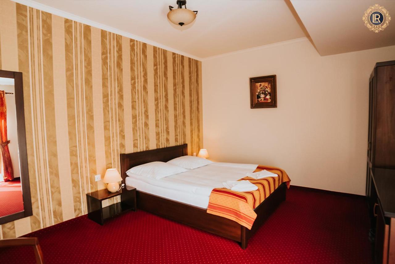 Hotel La Rezidenta Sibiu Esterno foto