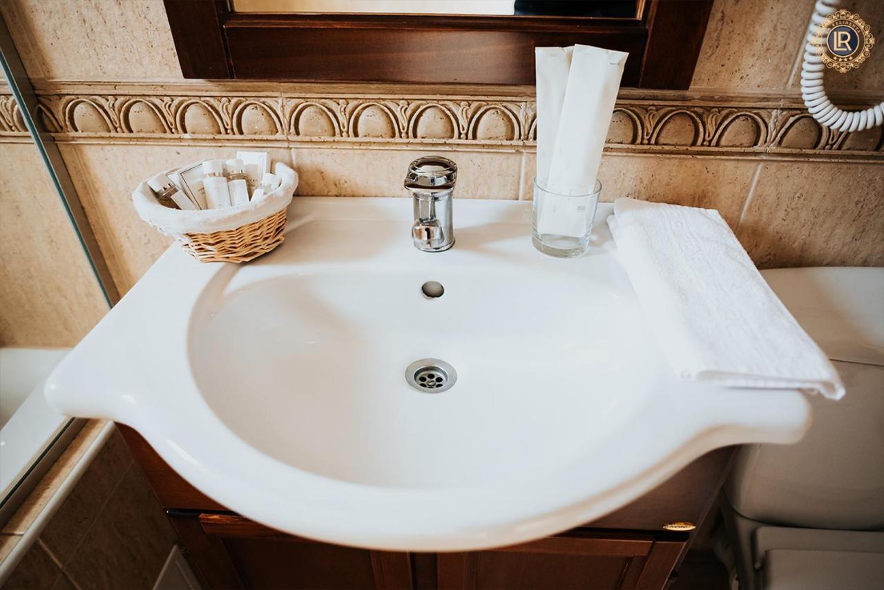 Hotel La Rezidenta Sibiu Esterno foto