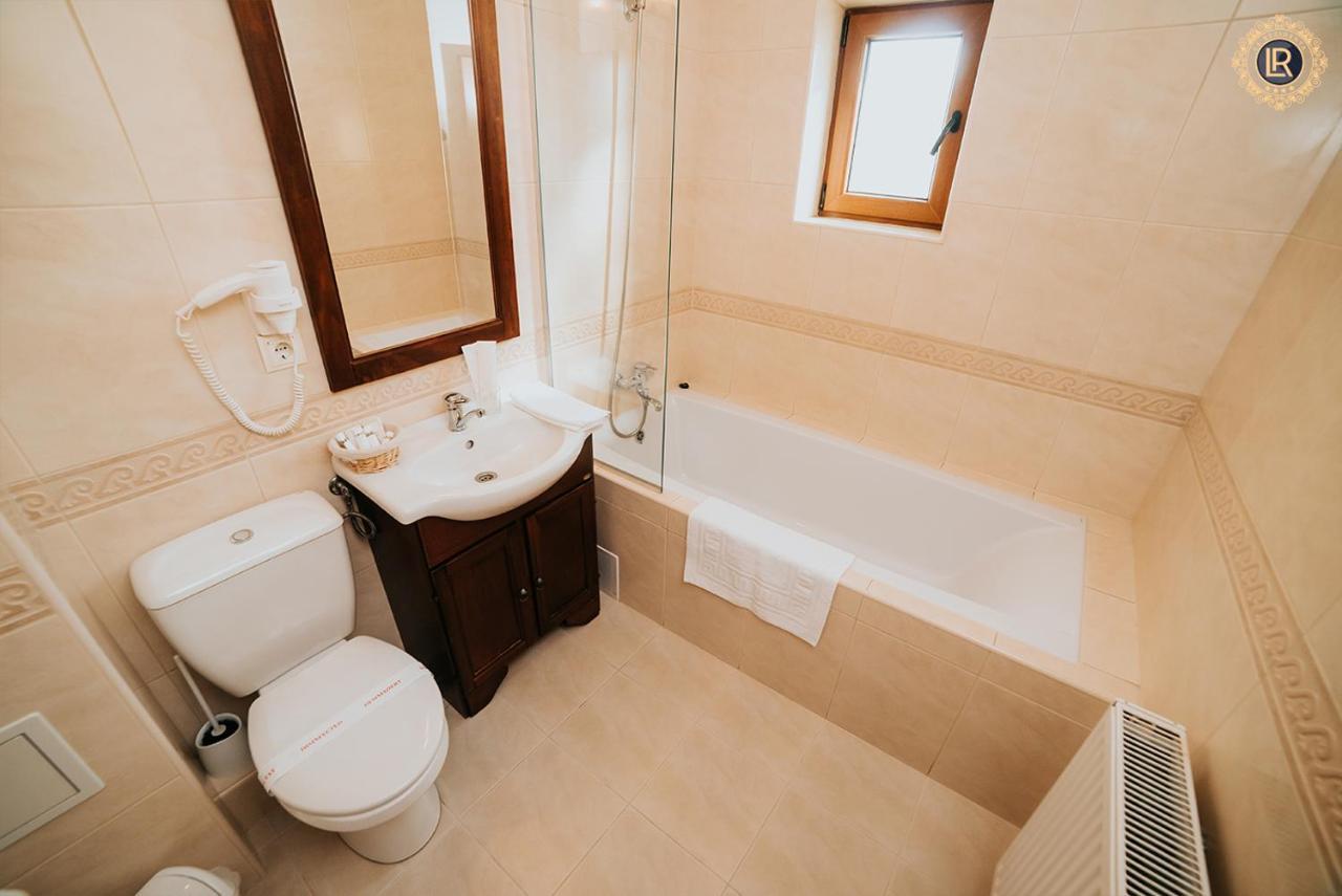 Hotel La Rezidenta Sibiu Esterno foto